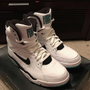 Nike Air Command Force